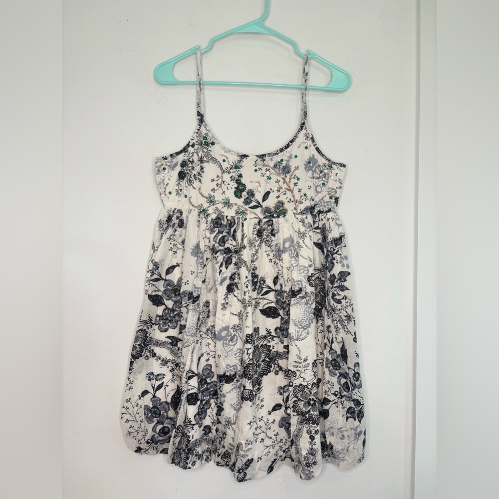 CHAUDRY KC NWT BEDAZZLED FLORAL SCOOPED MINI DRESS SZ MED
